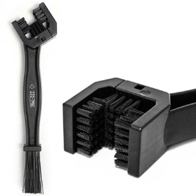 Chain brush